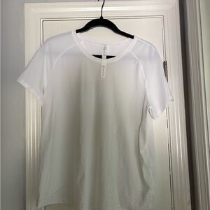 Lululemon Athletica White Short Sleeve Tee